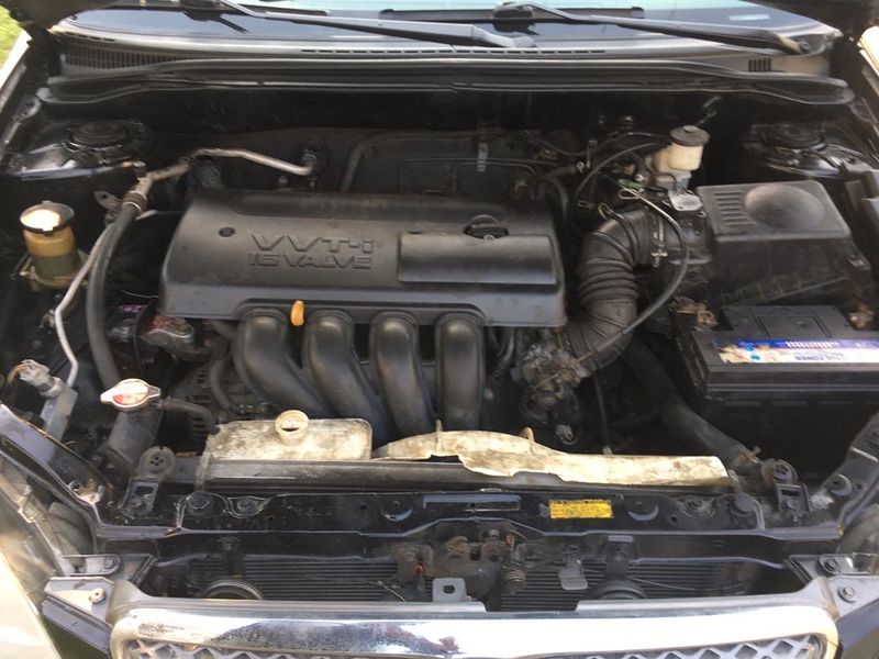 Thumbnail 2 of 2005 Toyota Corolla SE